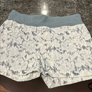 Athleta Trekkie North Short